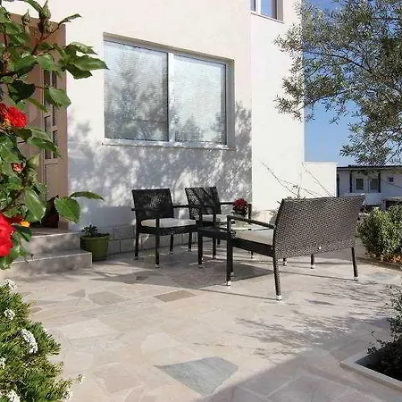 Pera Apartment *