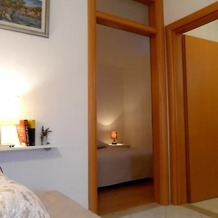 Apartment Pera Hvar Town